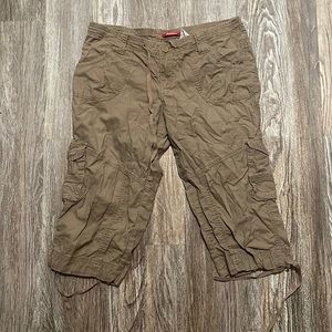 Union Bay Khaki Capris